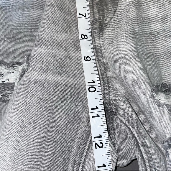 AE x Peanuts Snoopy Gray Mom Jeans – Size 6 - Picture 15 of 16